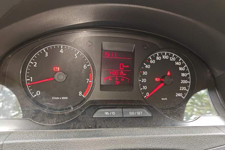 Used Volkswagen Santana 2013 1.6L Manual Comfort Edition Odometer Close Up