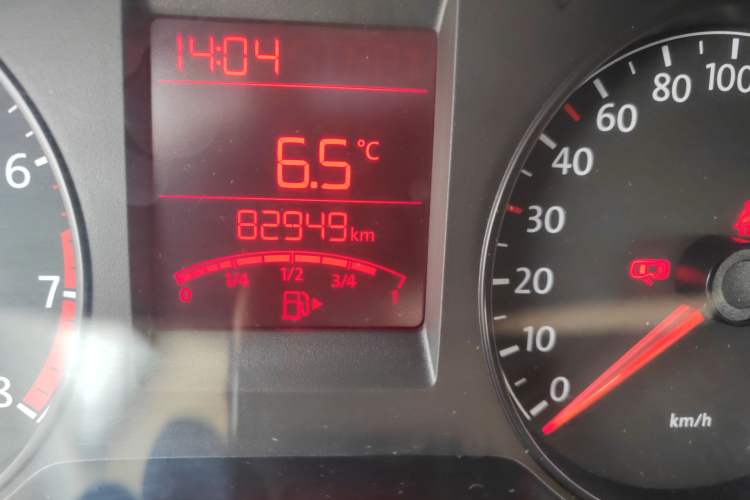 Used Volkswagen Santana 2013 1.4L Manual Fashion Edition Odometer Close Up