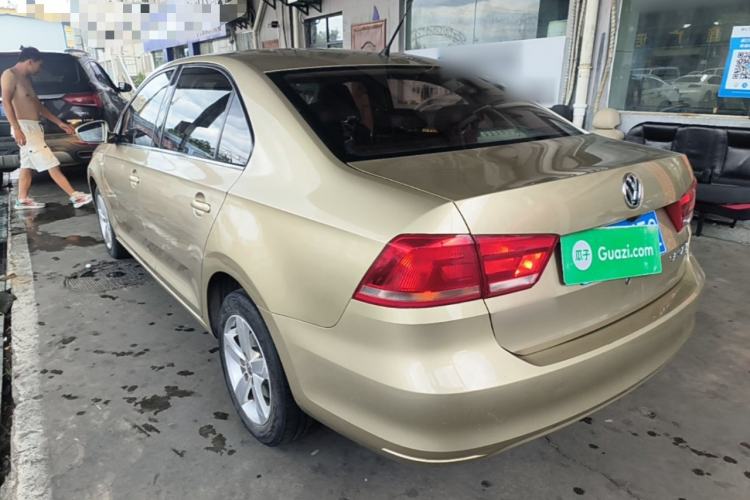 Used Volkswagen Santana 2013 1.6L Automatic Comfort Edition Rear Left 45 Deg