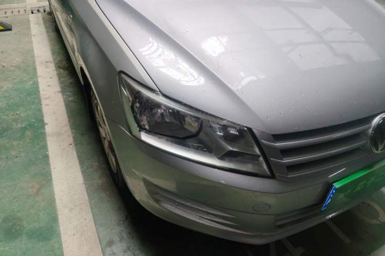 Used Volkswagen Santana 2013 1.4L Manual Fashion Edition Right Front Headlight