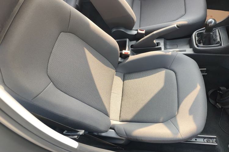 Used Volkswagen Santana 2013 1.4L Manual Fashion Edition Right Front Seat