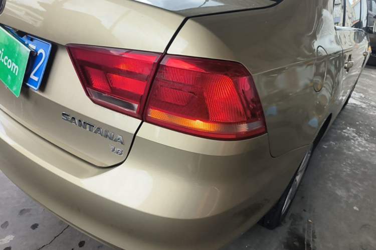 Used Volkswagen Santana 2013 1.6L Automatic Comfort Edition Right Rear Taillight