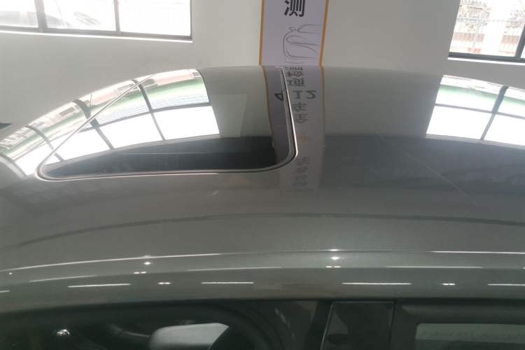 Used Volkswagen Santana 2013 1.6L Automatic Comfort Edition Roof