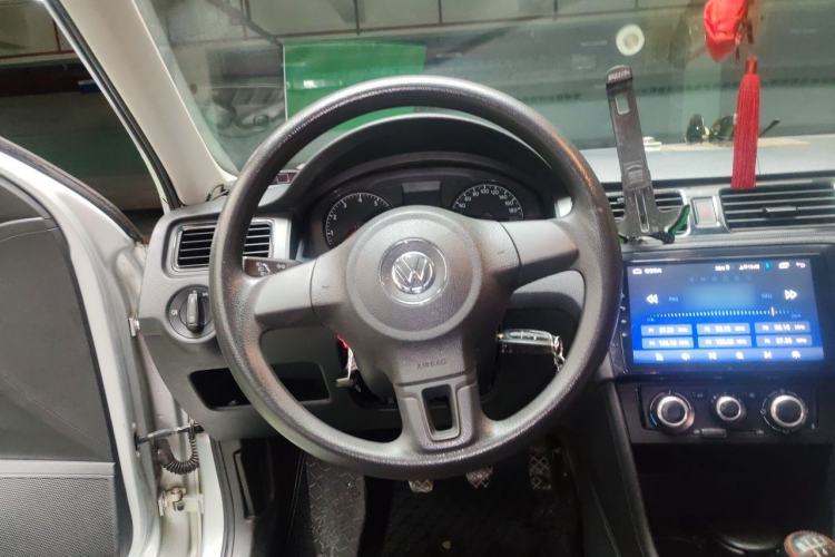 Used Volkswagen Santana 2013 1.4L Manual Fashion Edition Steering Wheel