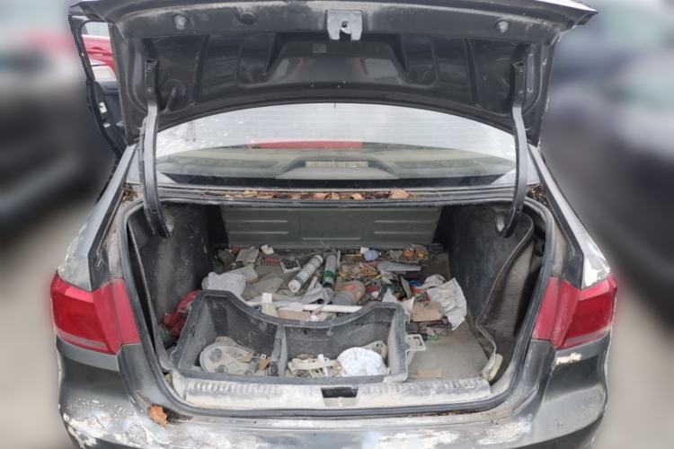 Used Volkswagen Santana 2013 1.6L Manual Fashion Edition Trunk