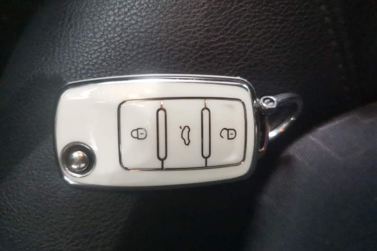 Used Volkswagen Santana 2013 1.6L Automatic Comfort Edition Vehicle Key
