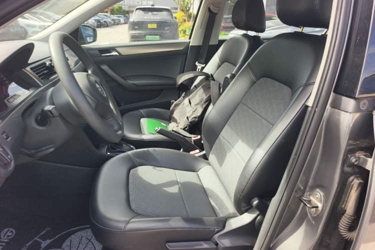 Used Volkswagen Santana 2013 1.6L Automatic Comfort Edition Left Front Seat