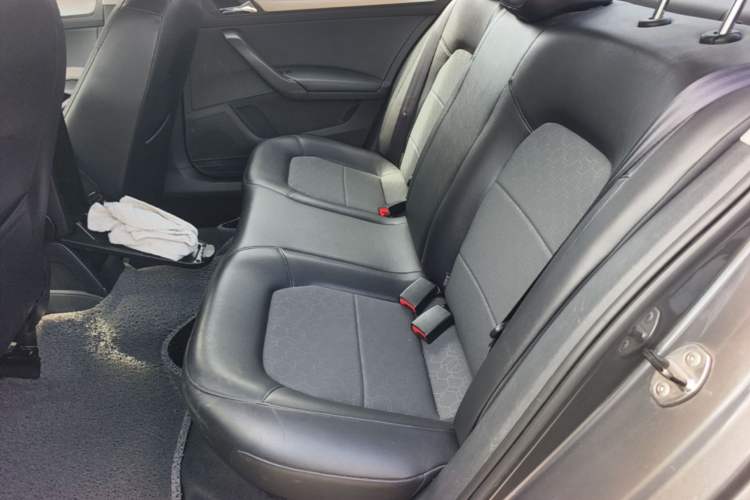 Used Volkswagen Santana 2013 1.6L Automatic Comfort Edition Left Rear Seat