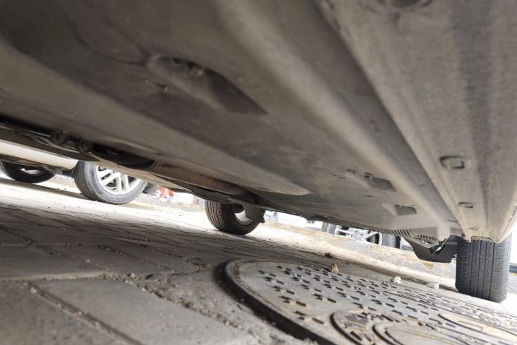 Used Volkswagen Santana 2013 1.4L Manual Comfort Edition Chassis Front Left