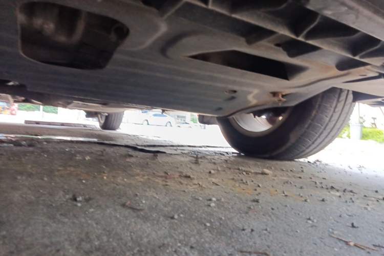 Used Volkswagen Santana 2013 1.6L Manual Comfort Edition Chassis Front Left