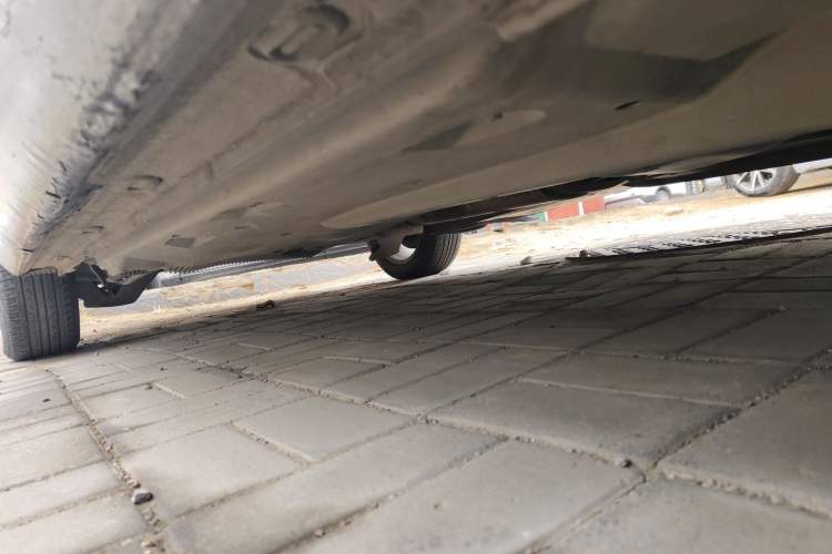Used Volkswagen Santana 2013 1.4L Manual Comfort Edition Chassis Front Right