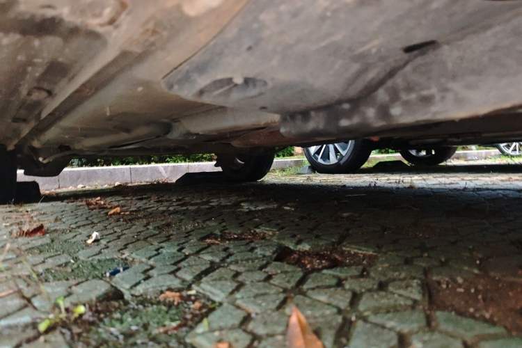 Used Volkswagen Santana 2013 1.6L Manual Fashion Edition Chassis Front Right