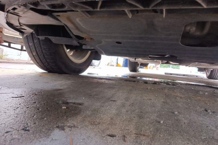 Used Volkswagen Santana 2013 1.6L Manual Comfort Edition Chassis Front Right
