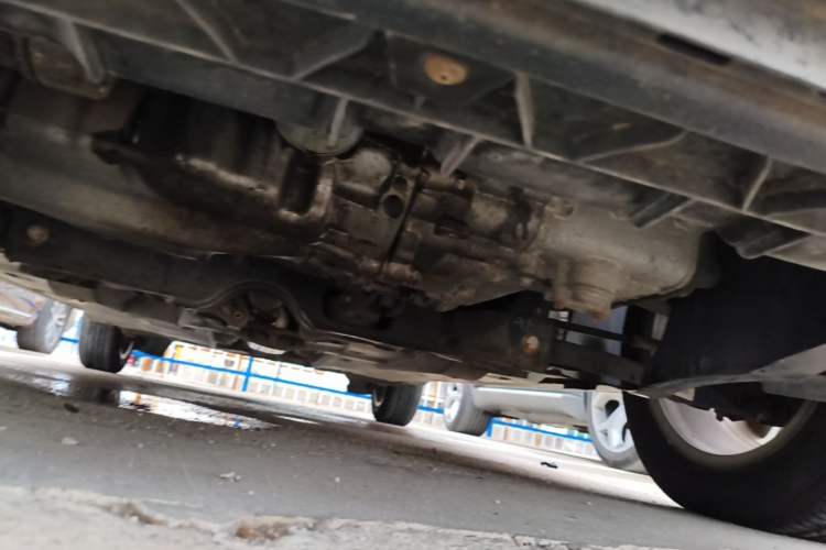 Used Volkswagen Santana 2013 1.6L Manual Comfort Edition Chassis Front