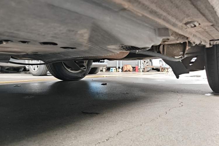 Used Volkswagen Santana 2013 1.4L Manual Fashion Edition Chassis Rear Left