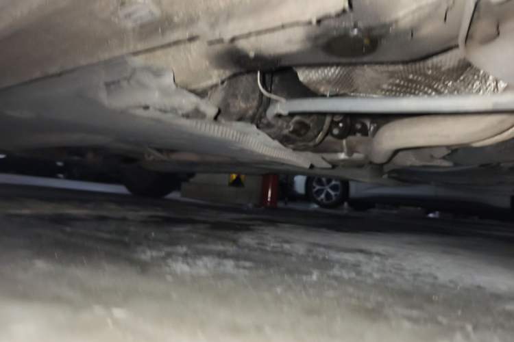Used Volkswagen Santana 2013 1.6L Automatic Comfort Edition Chassis Rear Left