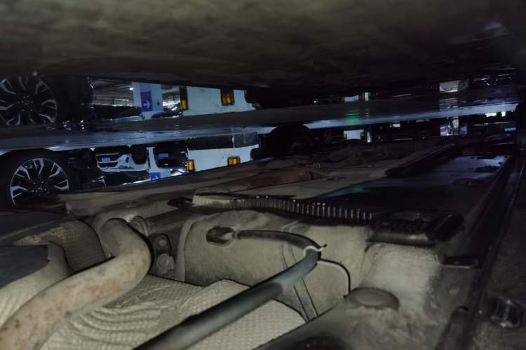 Used Volkswagen Santana 2013 1.6L Automatic Comfort Edition Chassis Rear Left