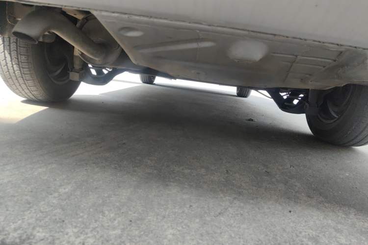 Used Volkswagen Santana 2013 1.6L Automatic Fashion Edition Chassis Rear