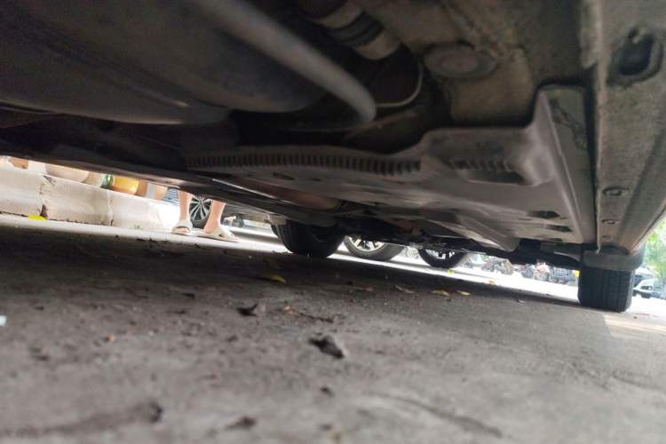 Used Volkswagen Santana 2013 1.6L Automatic Fashion Edition Chassis Rear Right