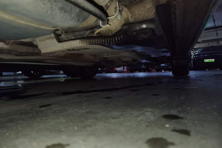 Used Volkswagen Santana 2013 1.6L Automatic Comfort Edition Chassis Rear Right