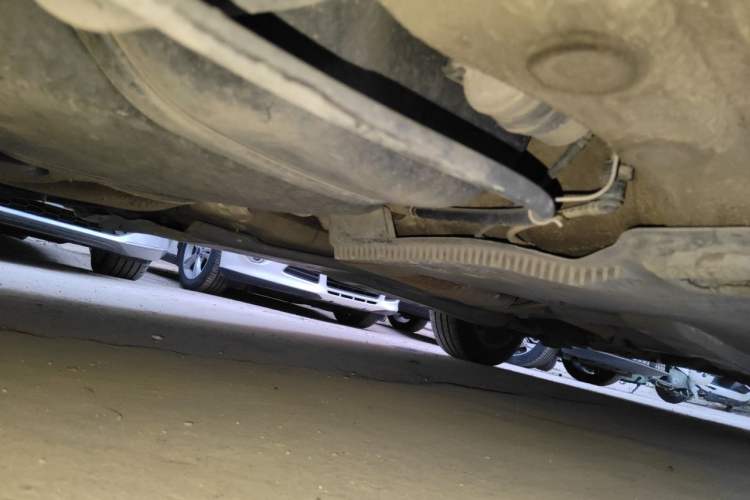 Used Volkswagen Santana 2013 1.6L Manual Comfort Edition Chassis Rear Right
