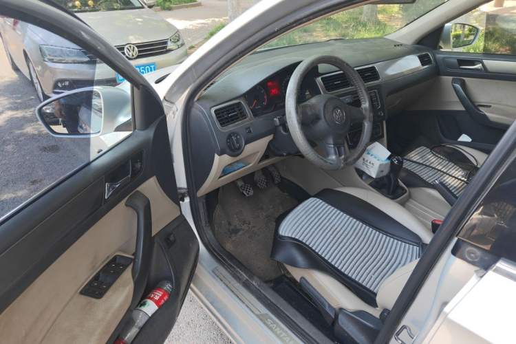 Used Volkswagen Santana 2013 1.6L Manual Comfort Edition Driver Seat
