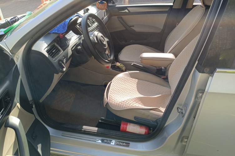 Used Volkswagen Santana 2013 1.6L Automatic Comfort Edition Driver Seat