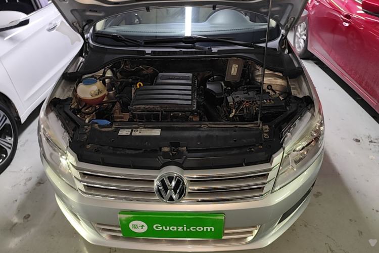 Used Volkswagen Santana 2013 1.6L Automatic Comfort Edition Engine Bay
