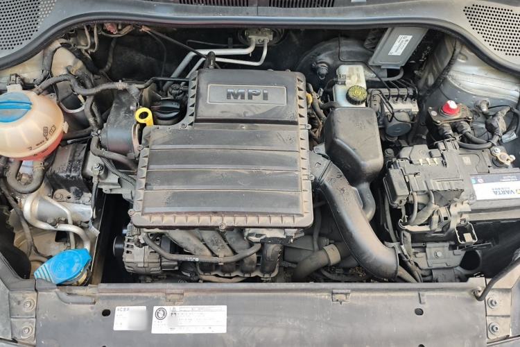 Used Volkswagen Santana 2013 1.4L Manual Comfort Edition Engine Bay