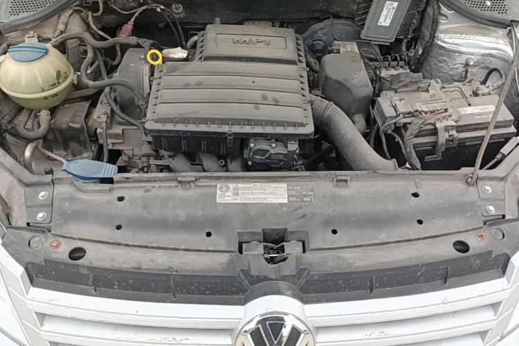 Used Volkswagen Santana 2013 1.4L Manual Fashion Edition Engine Bay