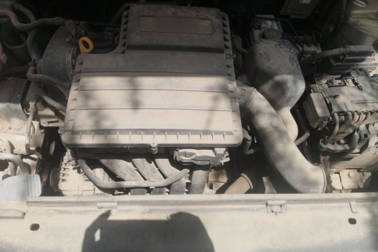 Used Volkswagen Santana 2013 1.6L Automatic Comfort Edition Engine Bay