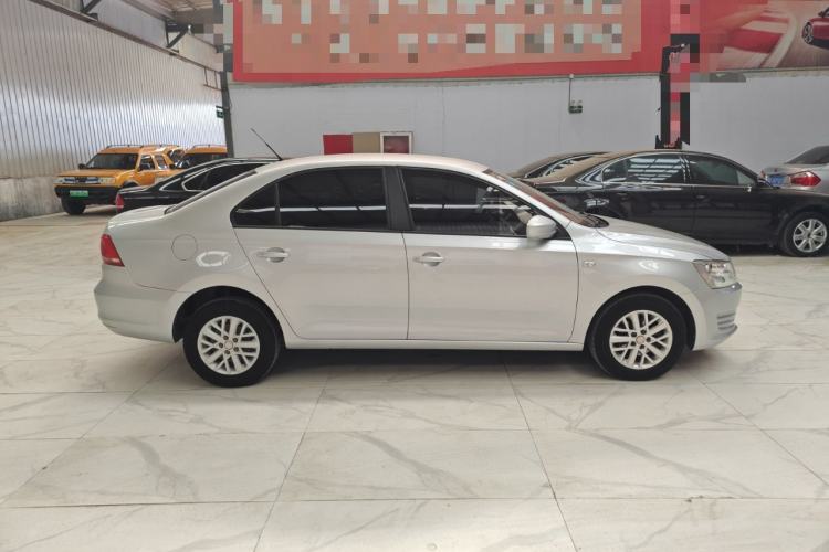 Used Volkswagen Santana 2013 1.6L Automatic Fashion Edition Exterior 2