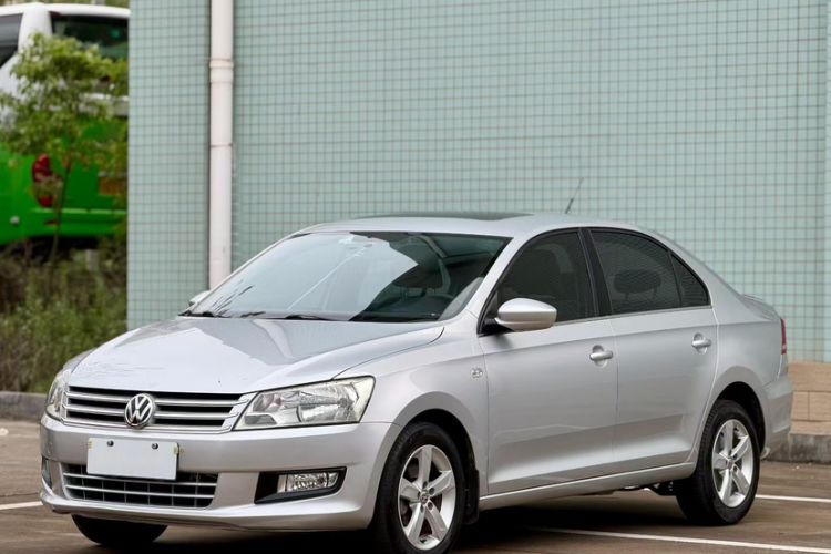 Used Volkswagen Santana 2013 1.6L Automatic Comfort Edition Exterior 5