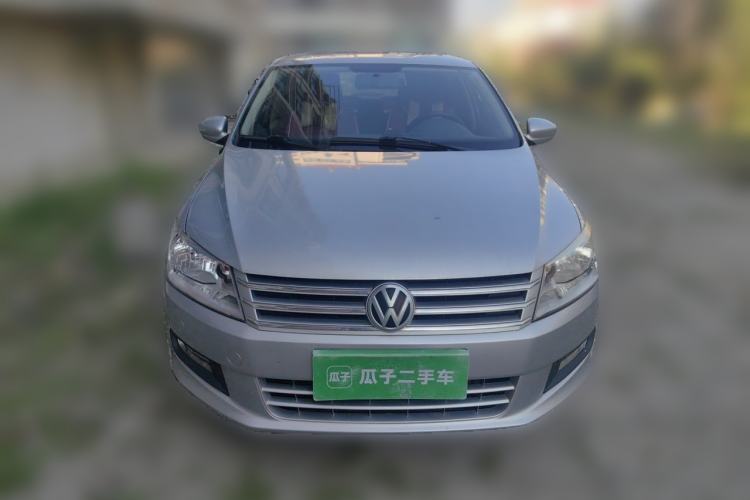 Used Volkswagen Santana 2013 1.6L Manual Comfort Edition Front