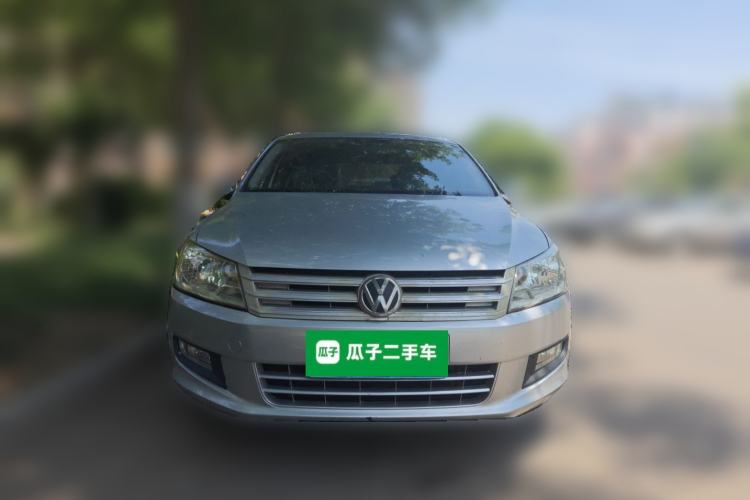Used Volkswagen Santana 2013 1.6L Manual Comfort Edition Front