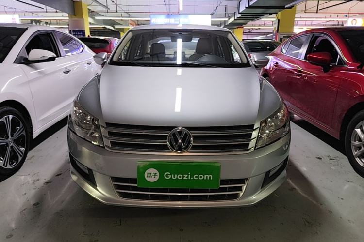 Used Volkswagen Santana 2013 1.6L Automatic Comfort Edition Front