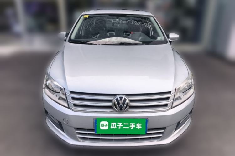 Used Volkswagen Santana 2013 1.6L Manual Comfort Edition Front