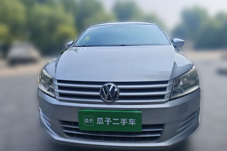 Used Volkswagen Santana 2013 1.6L Manual Fashion Edition Front