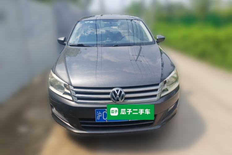 Used Volkswagen Santana 2013 1.6L Automatic Comfort Edition Front