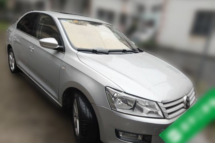 Used Volkswagen Santana 2013 1.6L Automatic Fashion Edition Front Right 45 Deg
