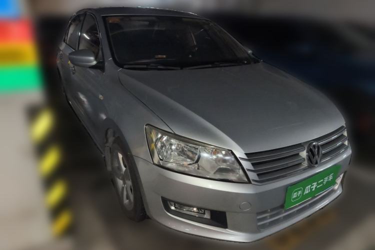 Used Volkswagen Santana 2013 1.6L Automatic Comfort Edition Front Right 45 Deg