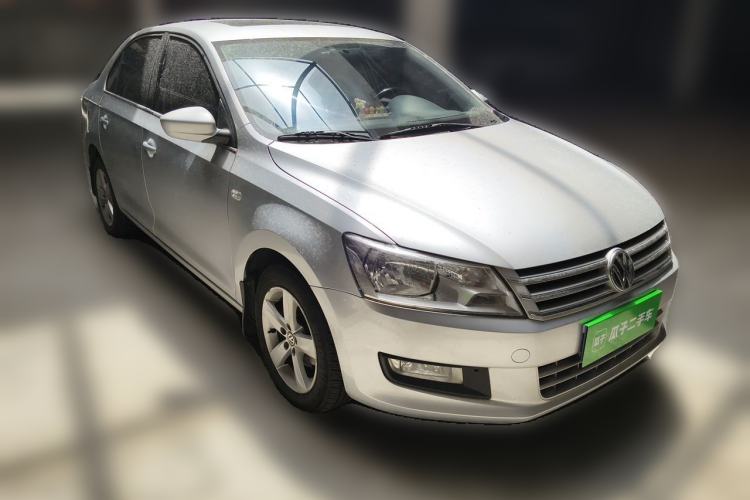 Used Volkswagen Santana 2013 1.6L Automatic Comfort Edition Front Right 45 Deg