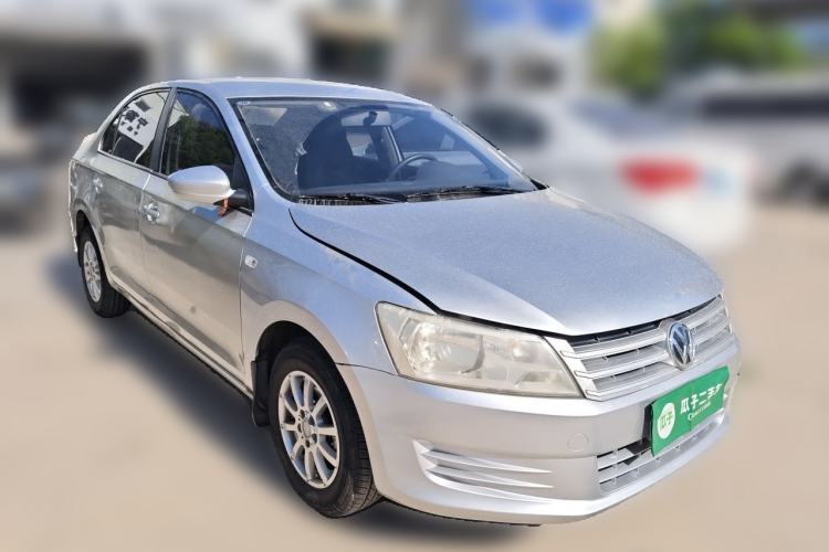 Used Volkswagen Santana 2013 1.6L Manual Fashion Edition Front Right 45 Deg