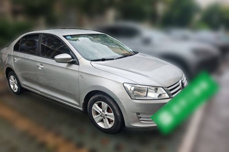 Used Volkswagen Santana 2013 1.6L Manual Fashion Edition Front Right 45 Deg