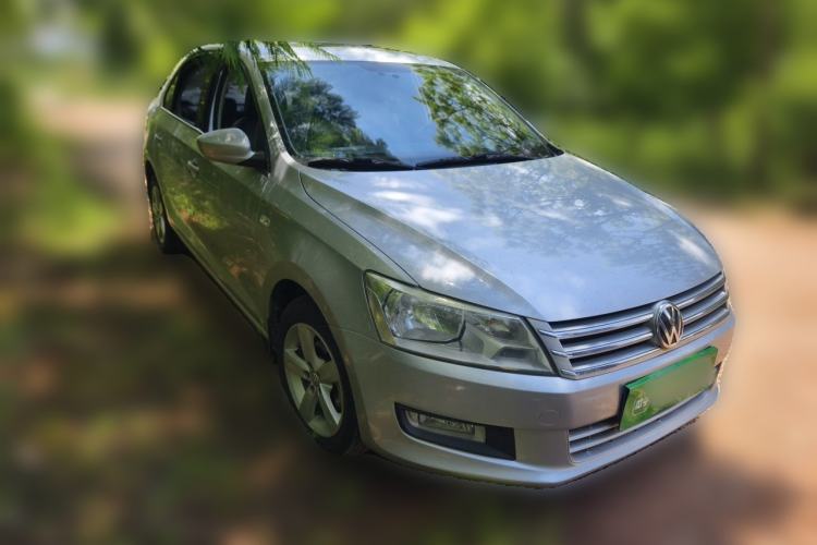 Used Volkswagen Santana 2013 1.4L Manual Comfort Edition Front Right 45 Deg