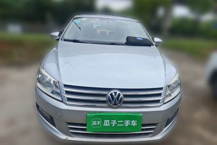 Used Volkswagen Santana 2013 1.6L Automatic Comfort Edition Front