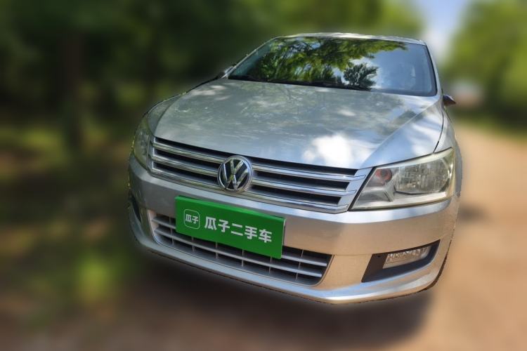 Used Volkswagen Santana 2013 1.4L Manual Comfort Edition Front