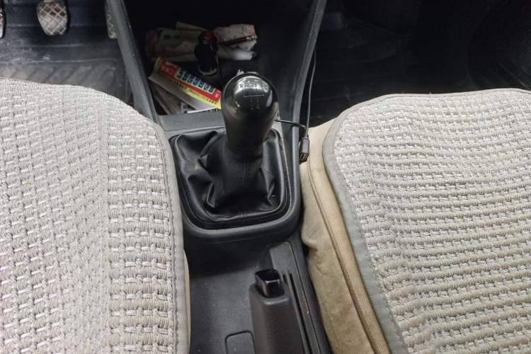 Used Volkswagen Santana 2013 1.6L Manual Fashion Edition Gear Lever