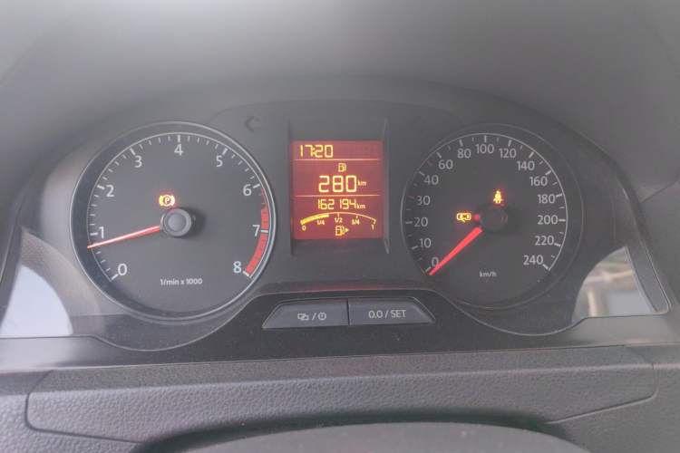 Used Volkswagen Santana 2013 1.6L Manual Comfort Edition Instrument Cluster