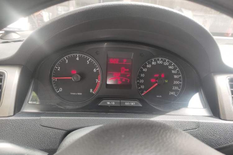 Used Volkswagen Santana 2013 1.6L Automatic Comfort Edition Instrument Cluster